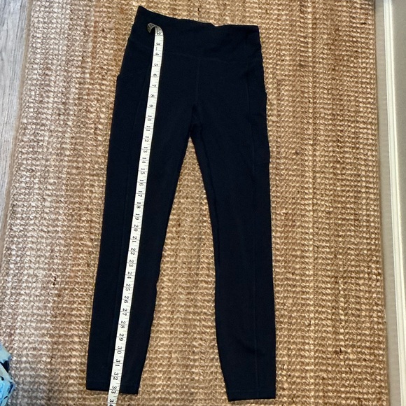 HP💫Navy lululemon Leggings - Picture 2 of 5